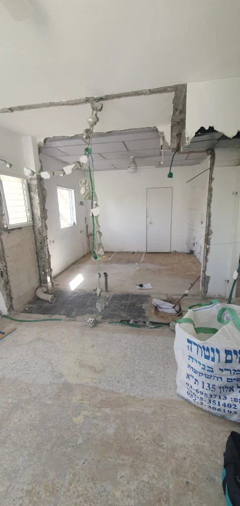 שיפוצים במרכז - תמונת לפני ואחרי של שיפוץ דירה