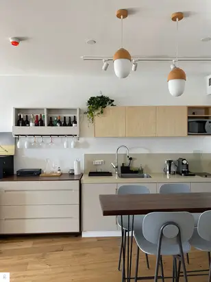 שיפוצים במרכז - תמונת לפני ואחרי של שיפוץ דירה